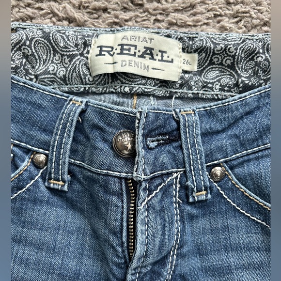 Ariat REAL Mid-Rise Boot Cut Jeans, 26L - Picture 2 of 6